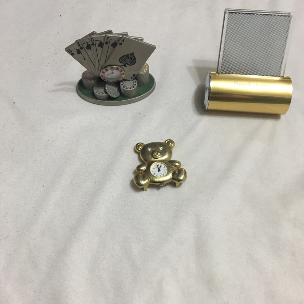 3 clocks